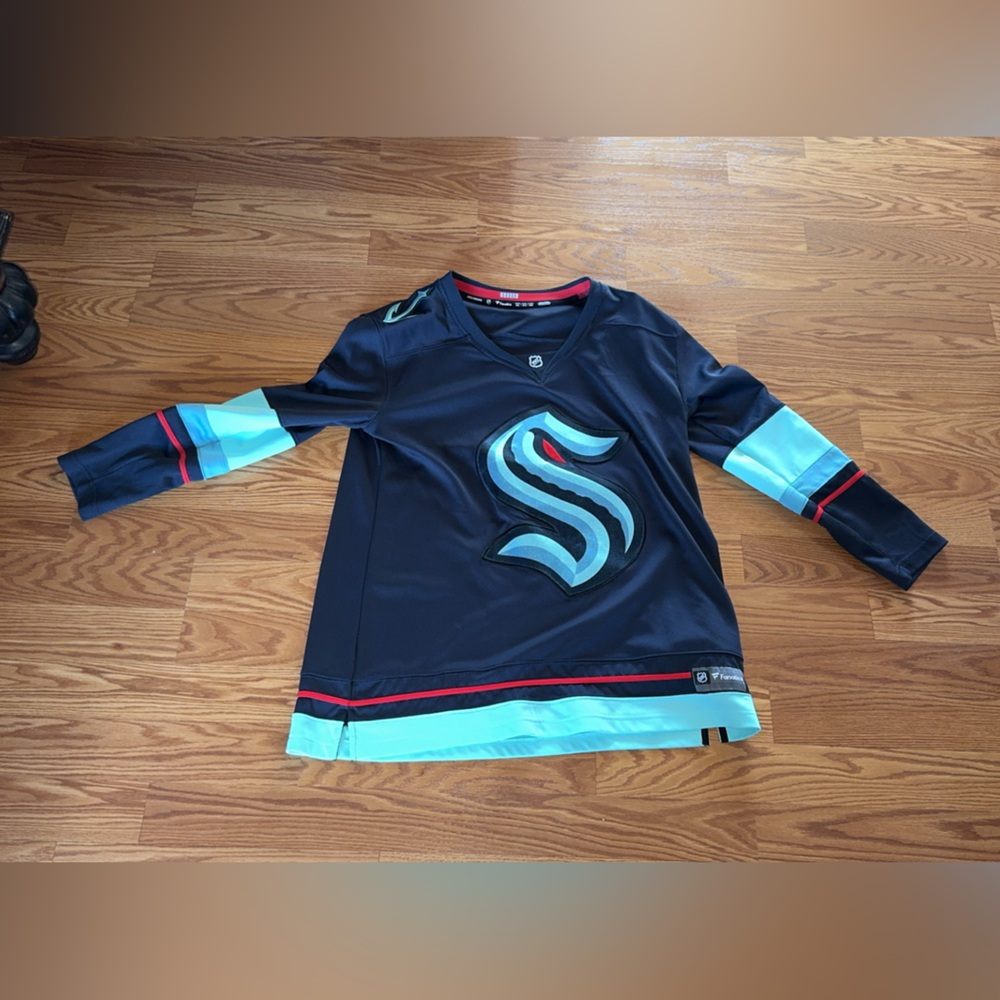 Fanatics Navy and Light Blue Rash Guard